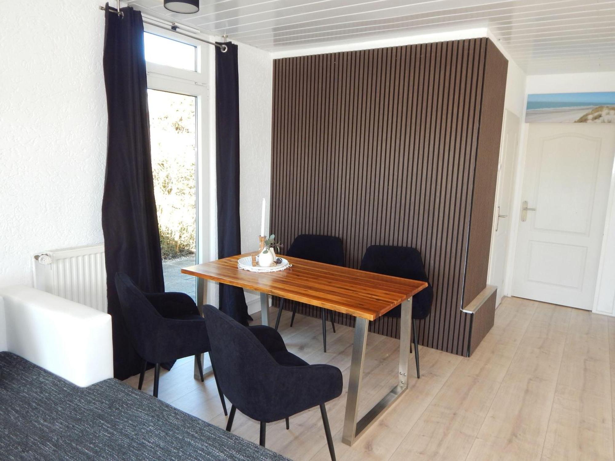 Wunderschoenes-Freistehendes-Ferienhaus-An-Der-See-Sauna-Strand-Yachthafen-Wlan Bruinisse Exterior photo